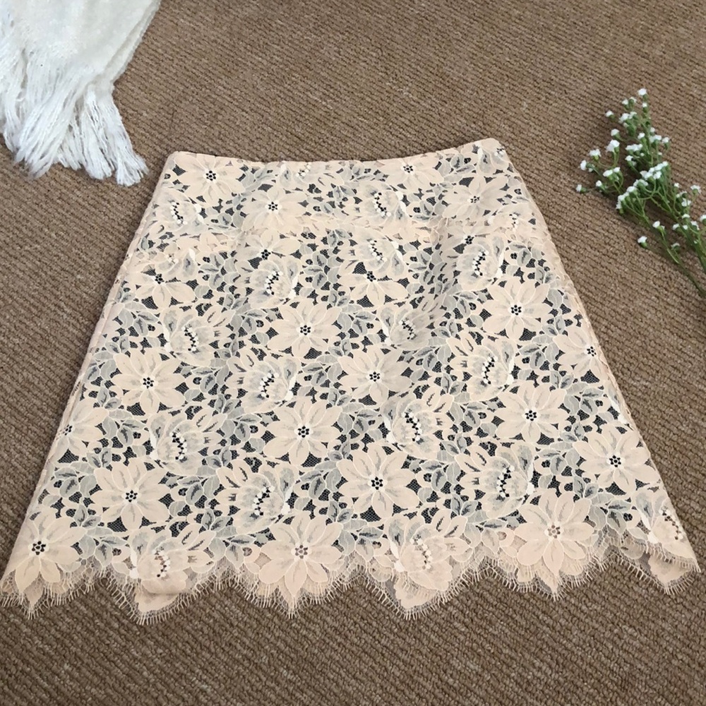Sandro NWOT lace skirt S.